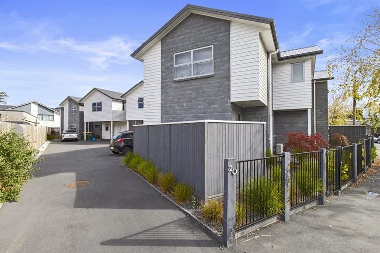 Photo of property in 4/20 Jones Crescent, Melville, Hamilton, 3206