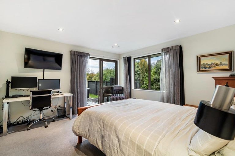 Photo of property in 6 Evening Star Road, Arthurs Point, Queenstown, 9371