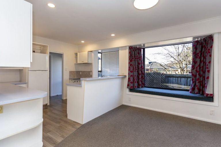 Photo of property in 3 Siska Place, Upper Riccarton, Christchurch, 8041