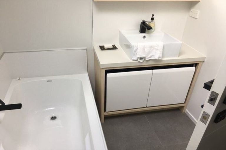 Photo of property in 24u3 Lyon Street, Frankton, Hamilton, 3204