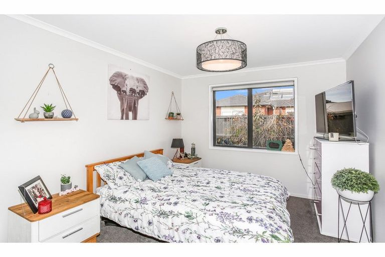 Photo of property in 22 Kauri Drive, Waiuku, 2123