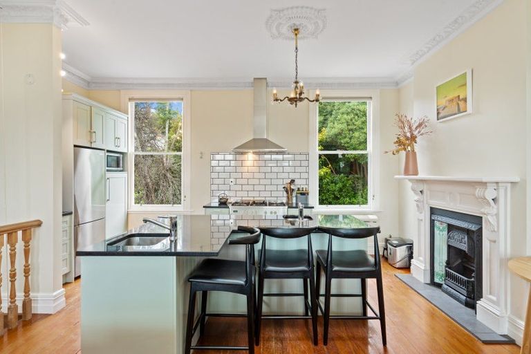 Photo of property in 32 Erin Street, Roslyn, Dunedin, 9010