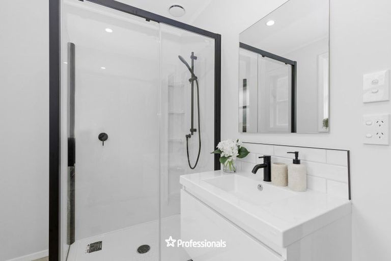 Photo of property in 179 Stokes Valley Road, Stokes Valley, Lower Hutt, 5019