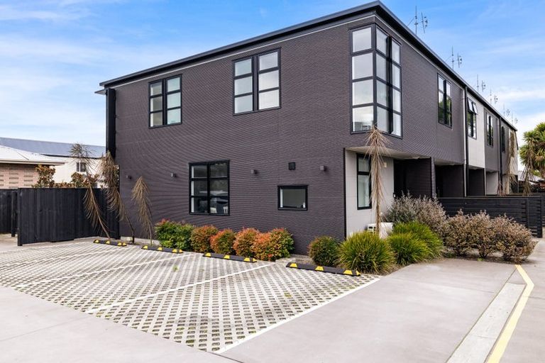 Photo of property in 3/68 Barbour Street, Waltham, Christchurch, 8011