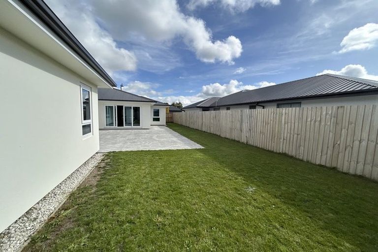 Photo of property in 19a Lewis Crescent, Rolleston, 7614