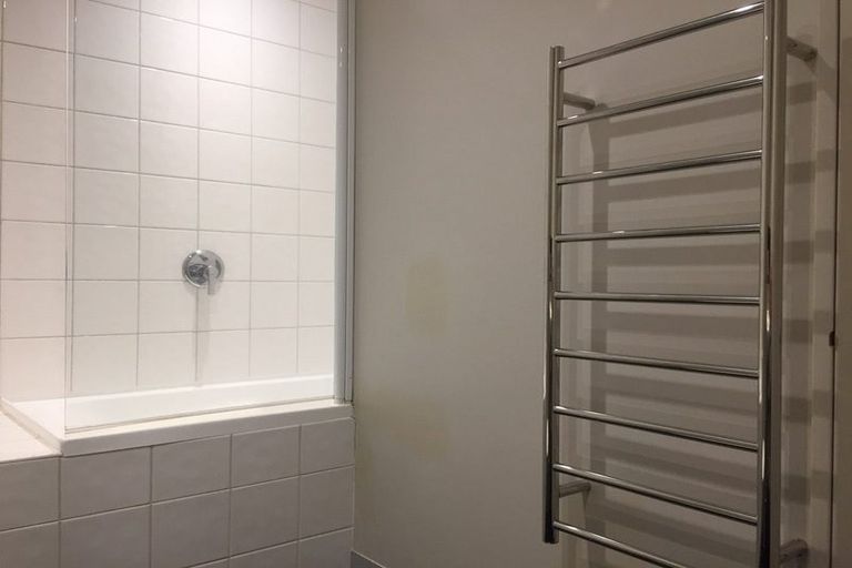 Photo of property in Gerondis Bldg Apartments, 408/60 Willis Street, Wellington Central, Wellington, 6011