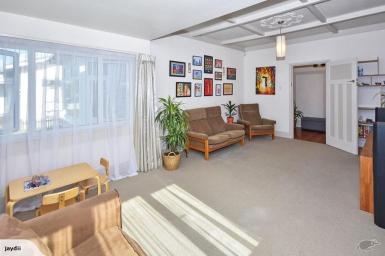Photo of property in 27 Kenderdine Road, Papatoetoe, Auckland, 2025