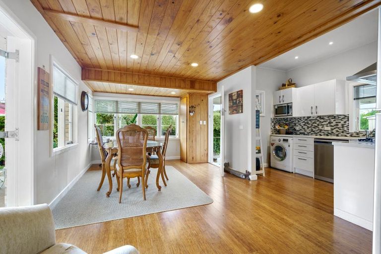 Photo of property in 147 Taylor Street, Cambridge, 3434