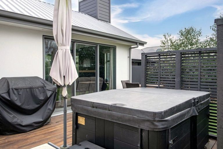 Photo of property in 27 Richard Pearse Drive, Temuka, 7920