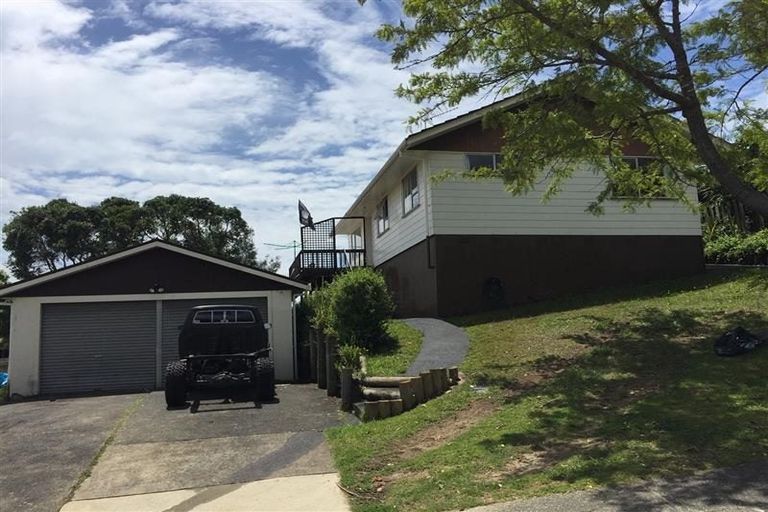 Photo of property in 1 Portobello Place, Torbay, Auckland, 0630