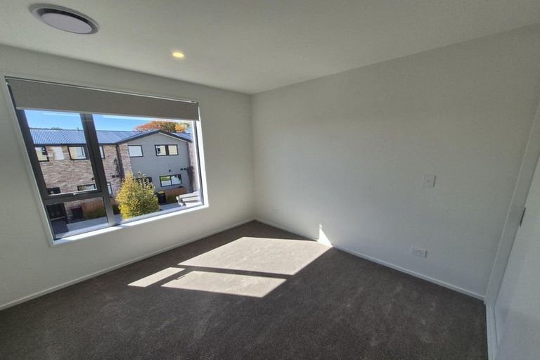 Photo of property in 2/23 Webb Street, St Albans, Christchurch, 8014