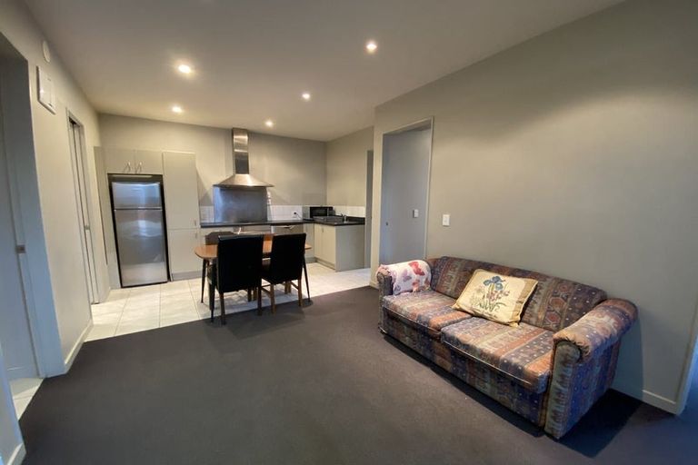 Photo of property in 41u2 Home Street, Mount Victoria, Wellington, 6011