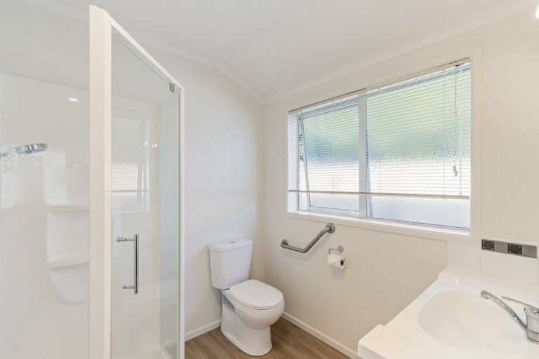 Photo of property in 112b Govett Avenue, Frankleigh Park, New Plymouth, 4310