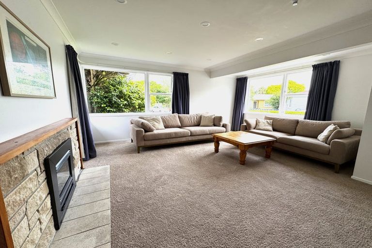 Photo of property in 4 Oban Place, Awapuni, Palmerston North, 4412