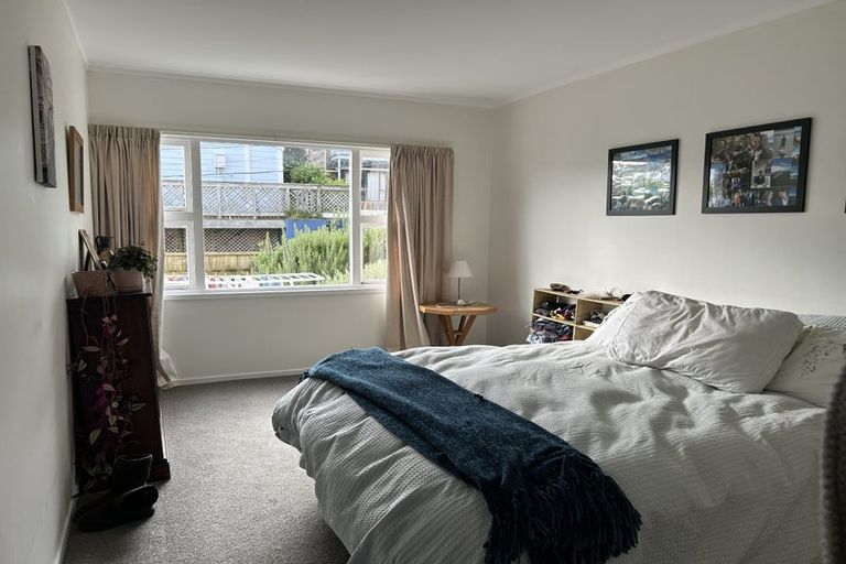 Photo of property in 2/2 Scarborough Terrace, Mount Victoria, Wellington, 6011