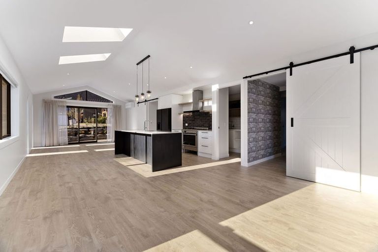Photo of property in 93 Hedley Road, Levels, Timaru, 7973