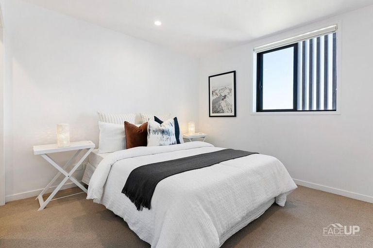 Photo of property in 12/169 Hobsonville Point Road, Hobsonville, Auckland, 0616