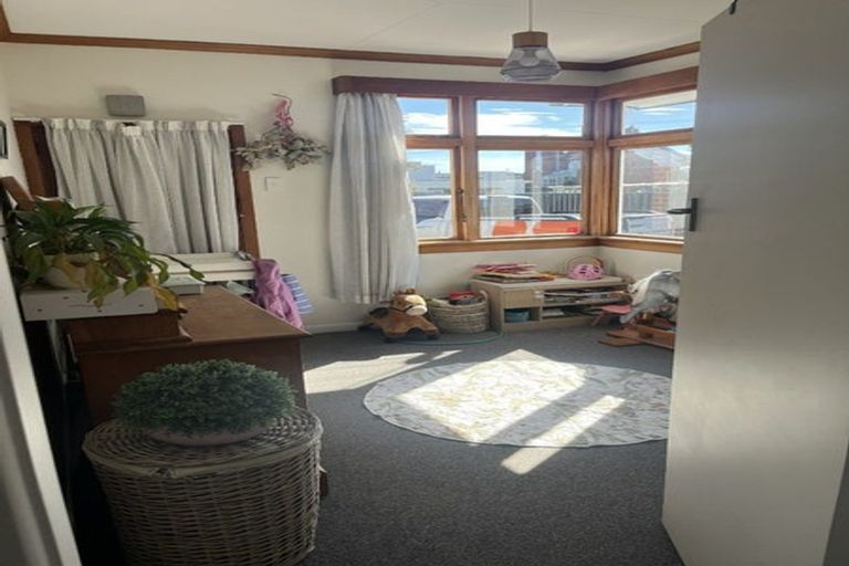 Photo of property in 12 Arthur Street, Winton, 9720