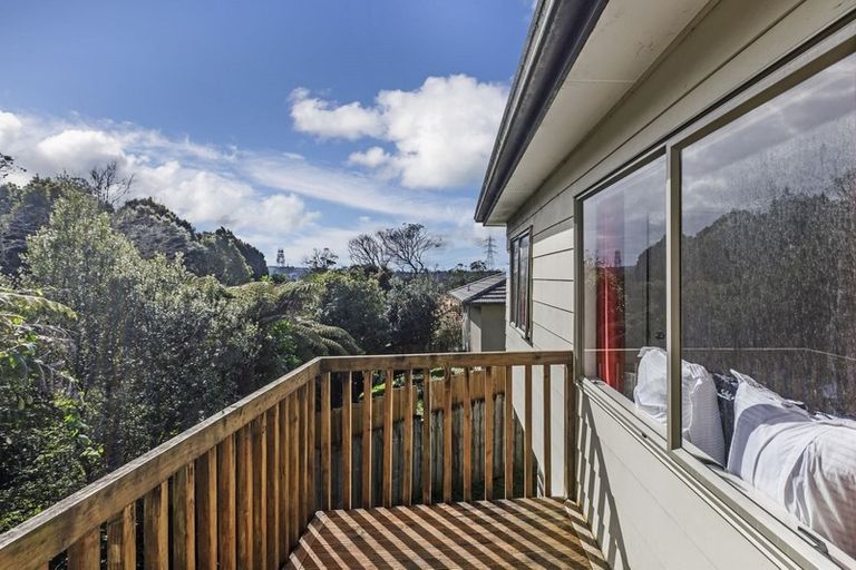 Photo of property in 24 Dovey Place, Massey, Auckland, 0614