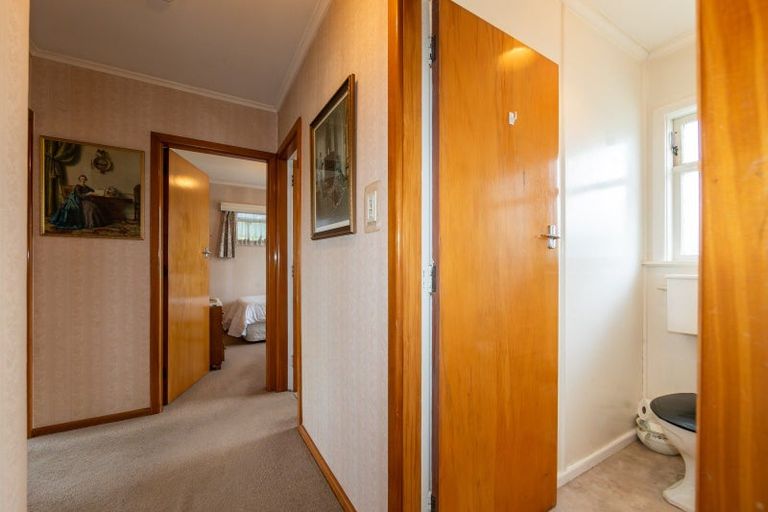 Photo of property in 3 Wycliffe Street, Onekawa, Napier, 4110