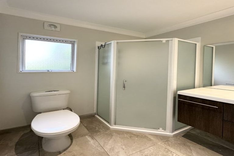 Photo of property in 21a Madison Place, Forrest Hill, Auckland, 0620