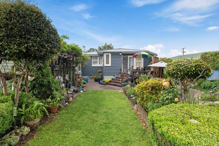 Photo of property in 60 Kawaha Point Road, Kawaha Point, Rotorua, 3010