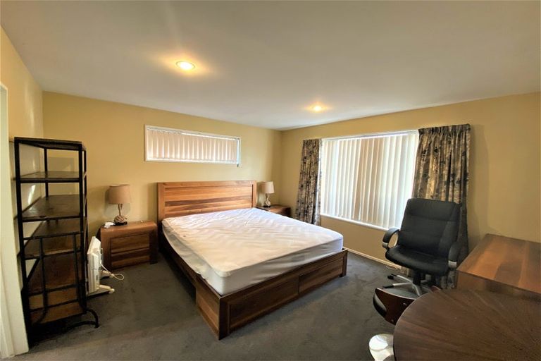 Photo of property in 8 Amdale Avenue, Broomfield, Christchurch, 8042