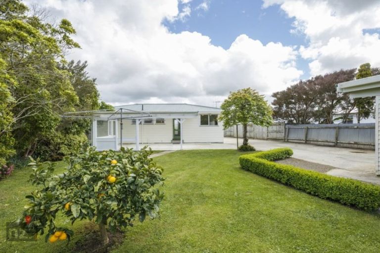 Photo of property in 3 Flygers Line, Milson, Palmerston North, 4414