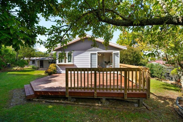 Photo of property in 17 Clyma Place, Massey, Auckland, 0614