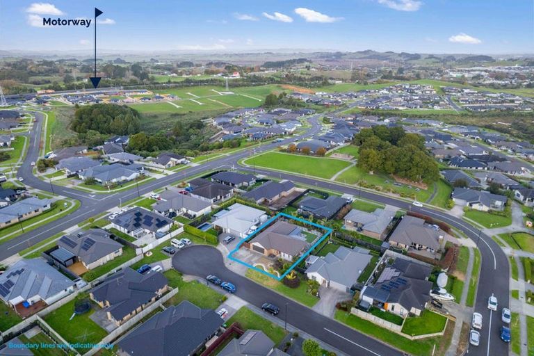 Photo of property in 8 Dornal Place, Pokeno, 2402