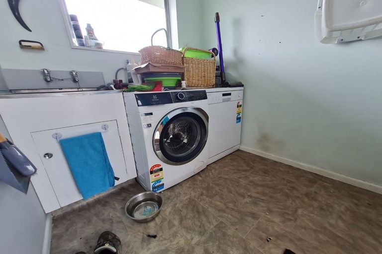 Photo of property in 90 Springs Road, Hornby, Christchurch, 8042