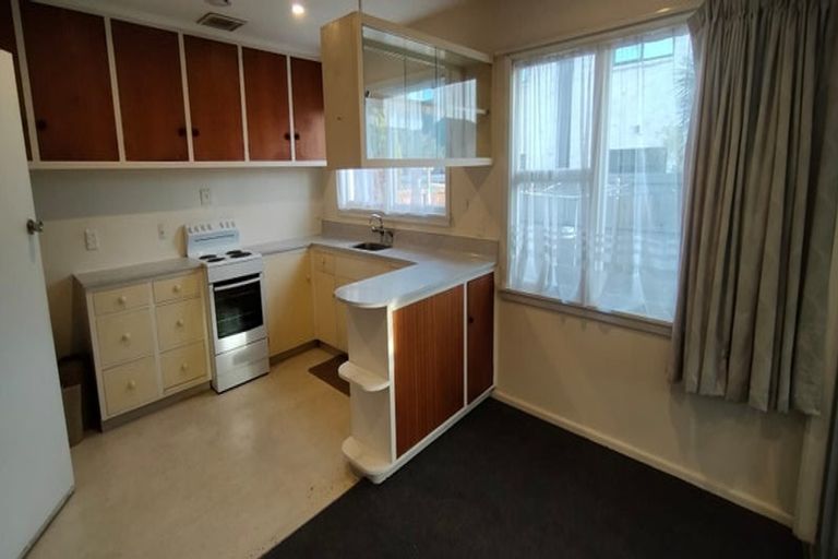 Photo of property in 2/6 Apollo Place, Papanui, Christchurch, 8052