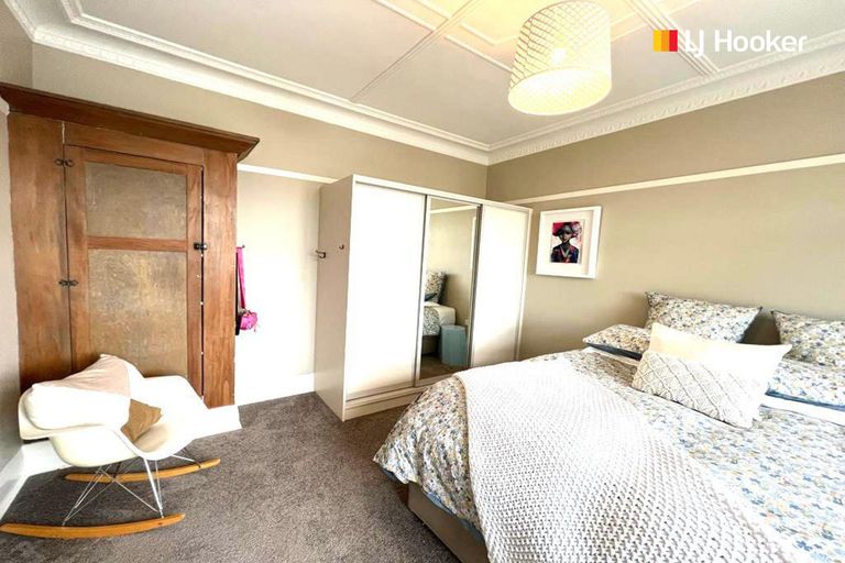 Photo of property in 64 Royal Crescent, Saint Kilda, Dunedin, 9012