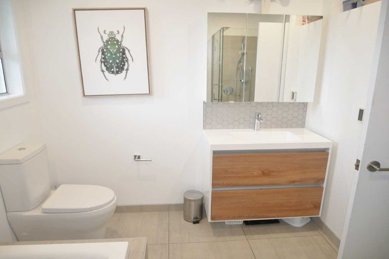 Photo of property in 203 Knowles Street, St Albans, Christchurch, 8052