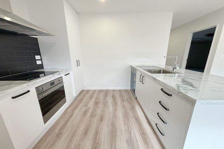 Photo of property in 24 Mehrtens Crescent, Woodend, 7610