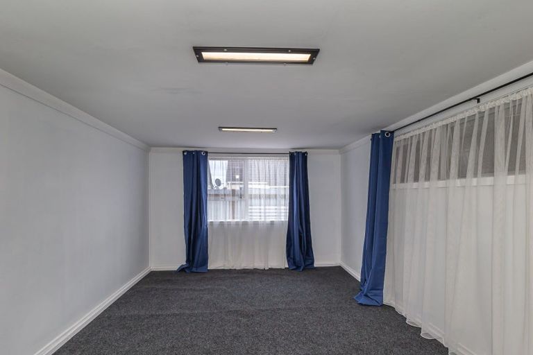 Photo of property in 13 Morgan Crescent, Levin, 5510