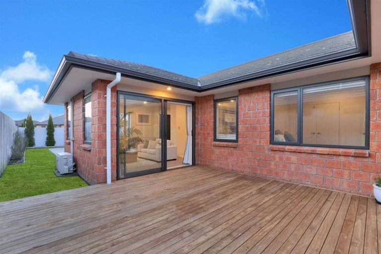 Photo of property in 2 Southbrook Close, Glenview, Hamilton, 3206