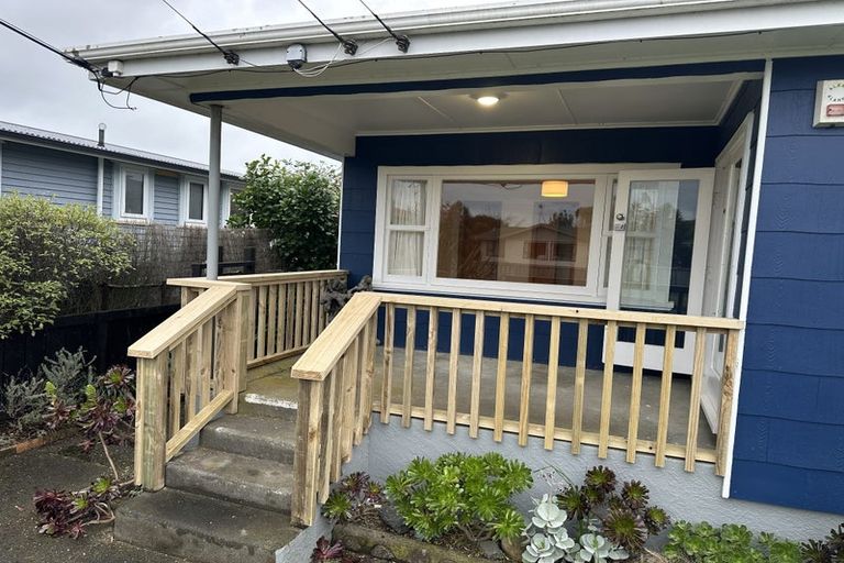 Photo of property in 4 Tui Road, Raumati Beach, Paraparaumu, 5032