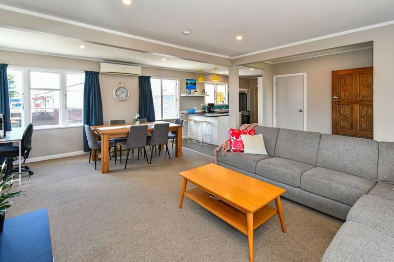 Photo of property in 1/15 Henwood Road, Mangere East, Auckland, 2024