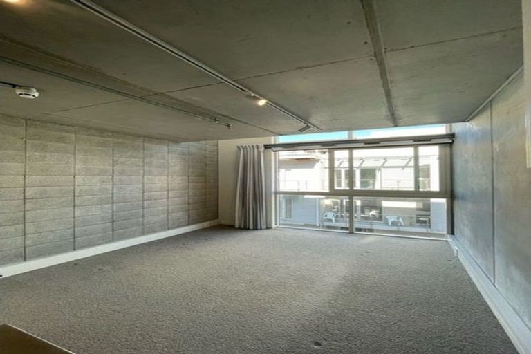 Photo of property in Ink'd, 17/19u Pirie Street, Mount Victoria, Wellington, 6011