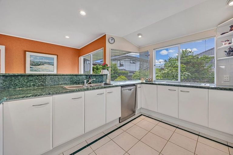 Photo of property in 15 Bluefin Way, West Harbour, Auckland, 0618