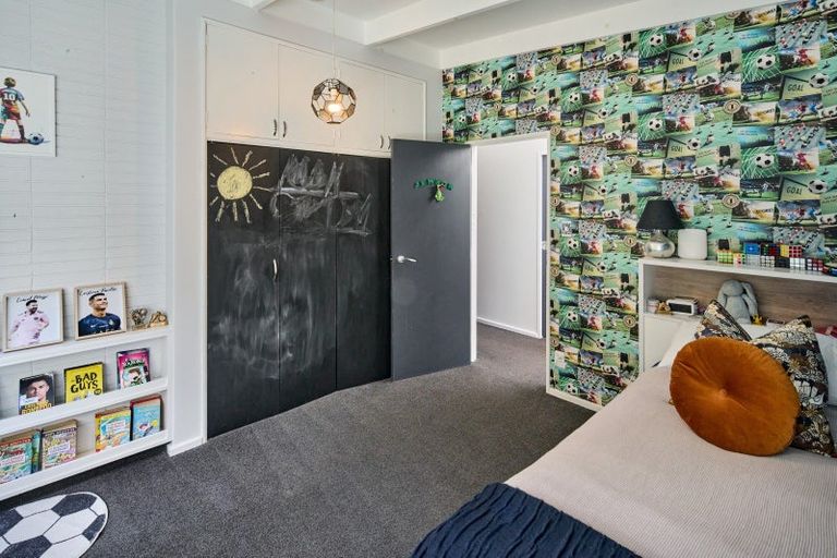 Photo of property in 41c Chatsworth Road, Silverstream, Upper Hutt, 5019