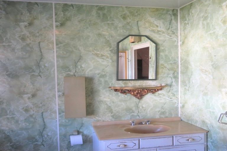 Photo of property in 28 Turumaha Street, Greymouth, 7805