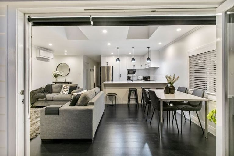 Photo of property in 1/11 Nelson Street, Papakura, 2110