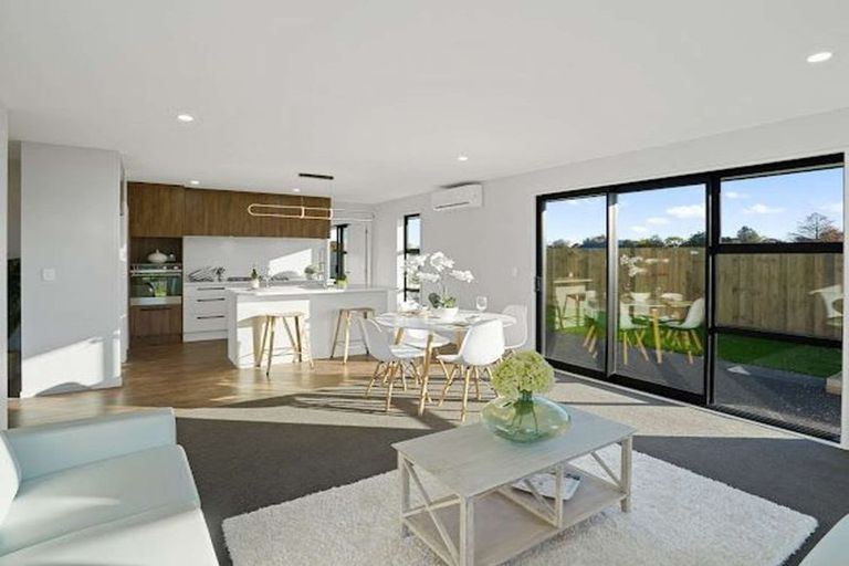 Photo of property in 13 Salkeld Place, Woodend, 7610