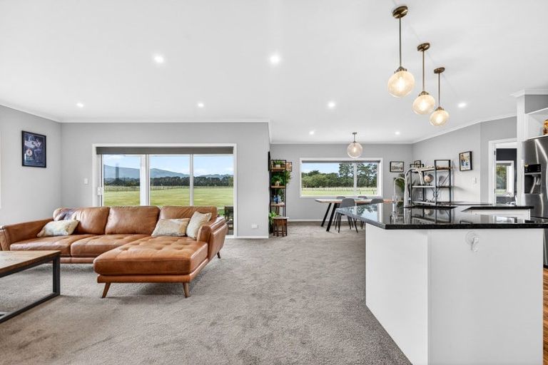 Photo of property in 32 Spencer Lane, Greytown, 5712