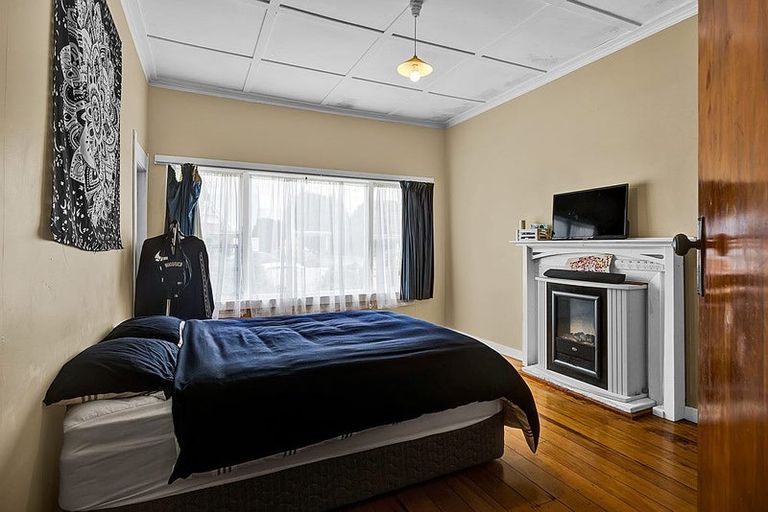 Photo of property in 265 Princes Street, Hawera, 4610