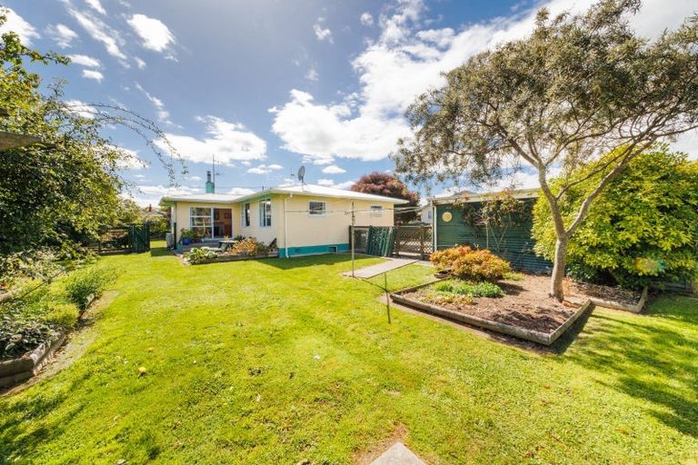 Photo of property in 56 Sherwill Street, Feilding, 4702