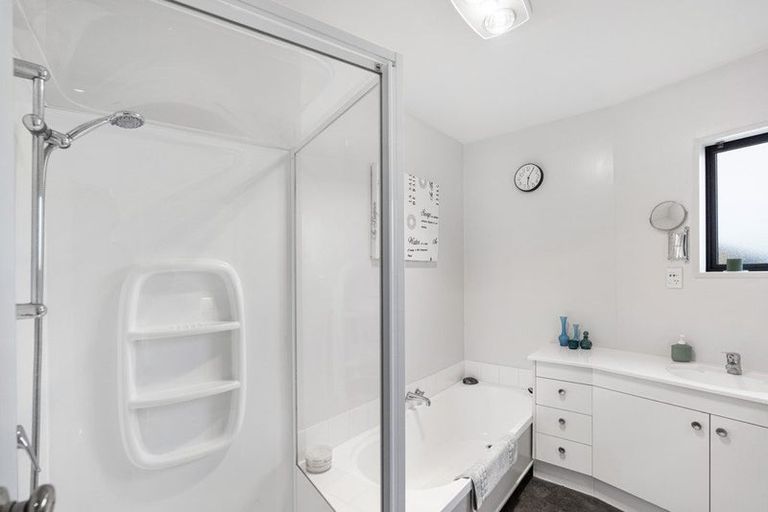 Photo of property in 54 Parade Court, Addington, Christchurch, 8024