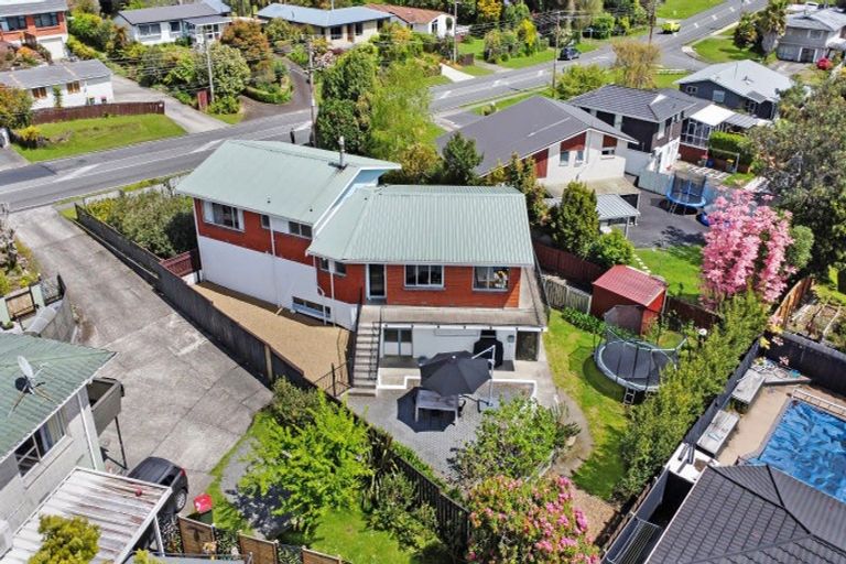 Photo of property in 410 Pukehangi Road, Pomare, Rotorua, 3015